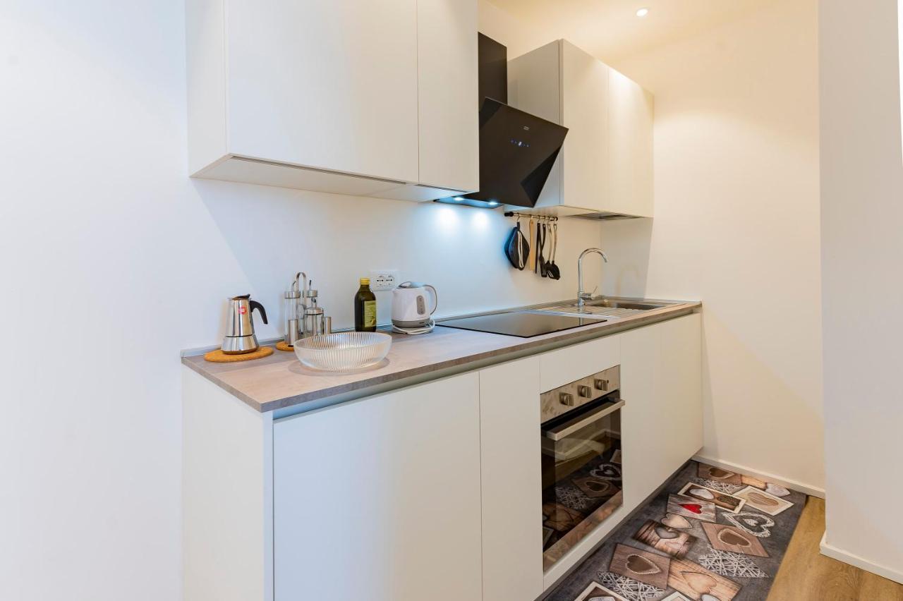 Piazza Salotto & Stazione Comfy Apartment เปสการา ภายนอก รูปภาพ